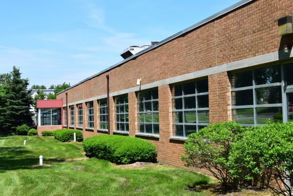 Corporate Lawn Maintenance in Auburn